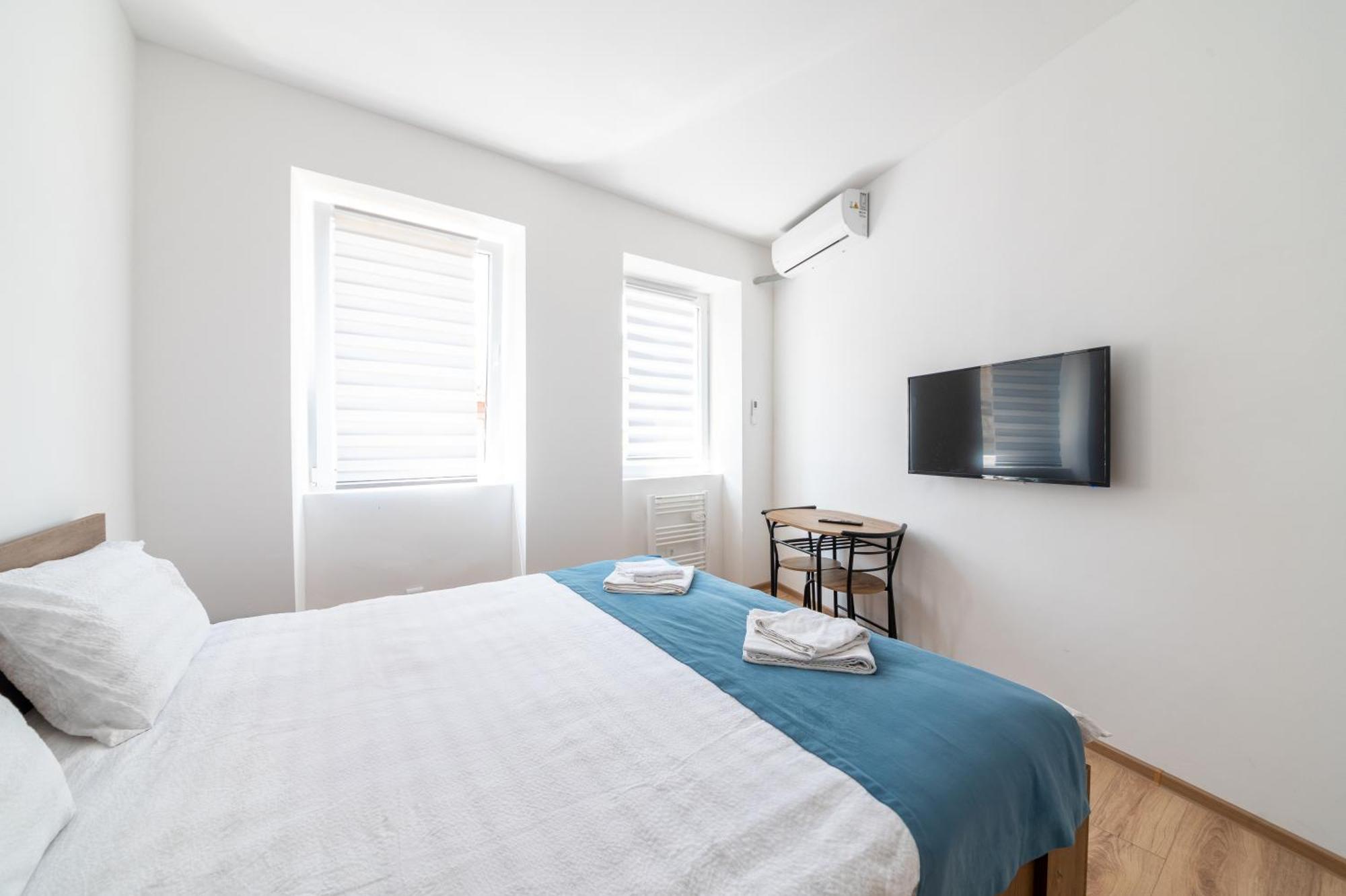 Colours Apartman *